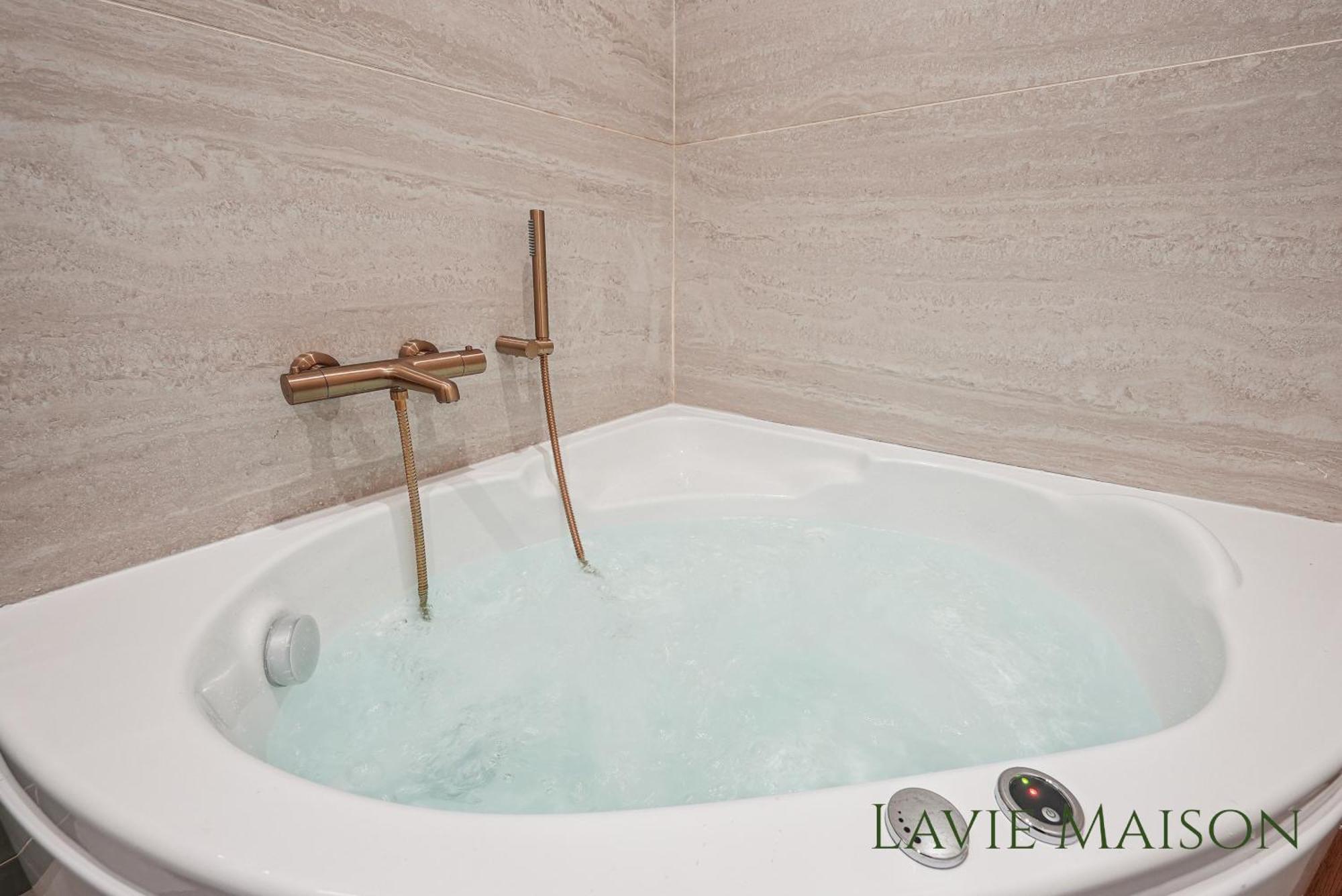 Lavie Maison Central & Hot Tub Bordeaux Esterno foto